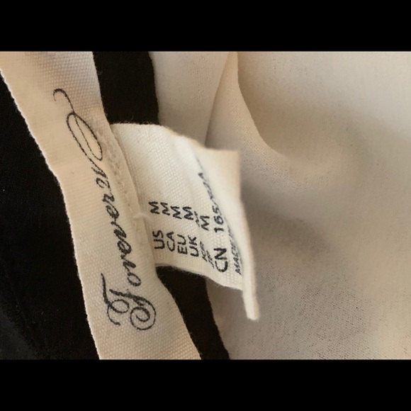 White & Black Chiffon Sleeveless Button Up Blouse - Picture 2 of 8